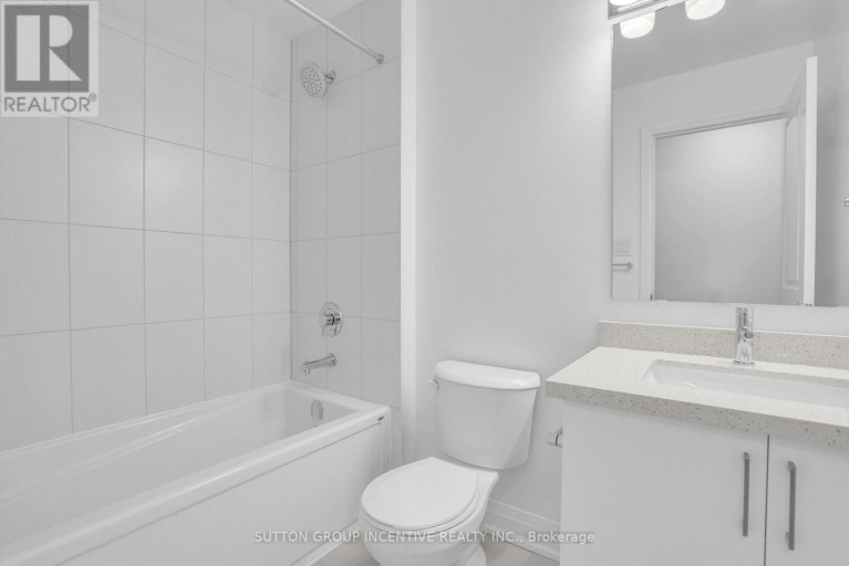 2 - 5 RANCH TERRACE, Barrie, Ontario, L9J0Y3