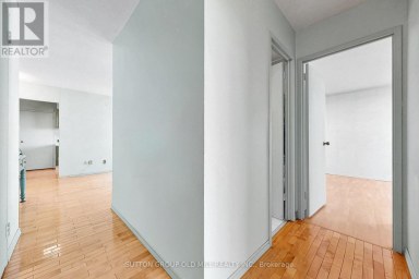 1901 - 5 PARKWAY FOREST DRIVE Toronto (Henry Farm) Ontario photo 15