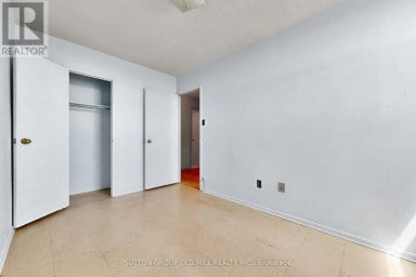 1901 - 5 PARKWAY FOREST DRIVE Toronto (Henry Farm) Ontario photo 24