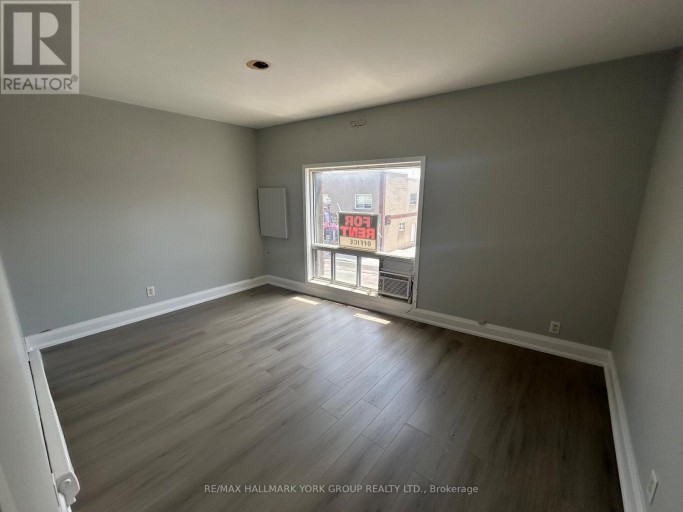 1 - 37 HOLLAND STREET W, Bradford West Gwillimbury (Bradford), Ontario, L3Z2B9