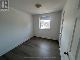2 - 37 HOLLAND STREET W Bradford West Gwillimbury (Bradford) Ontario photo 5