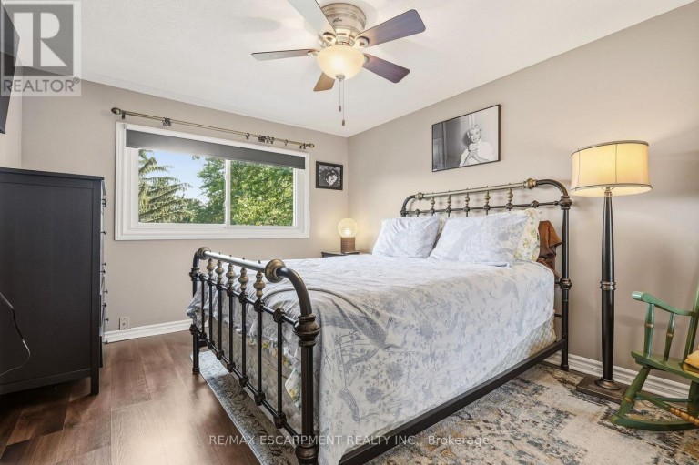 2 - 125 BONAVENTURE DRIVE, Hamilton (Gilbert), Ontario, L9C5Y9