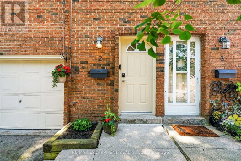 2 - 125 BONAVENTURE DRIVE, Hamilton (Gilbert), Ontario, L9C5Y9