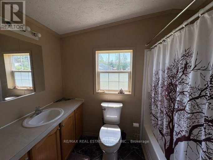 101 MAPLE GROVE VILLAGE ROAD, Southgate, Ontario, N0C1B0