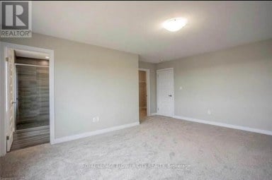 3622 SOUTHBRIDGE AVENUE London South (South W) Ontario photo 13