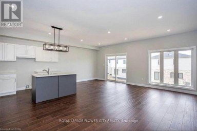 3622 SOUTHBRIDGE AVENUE London South (South W) Ontario photo 5