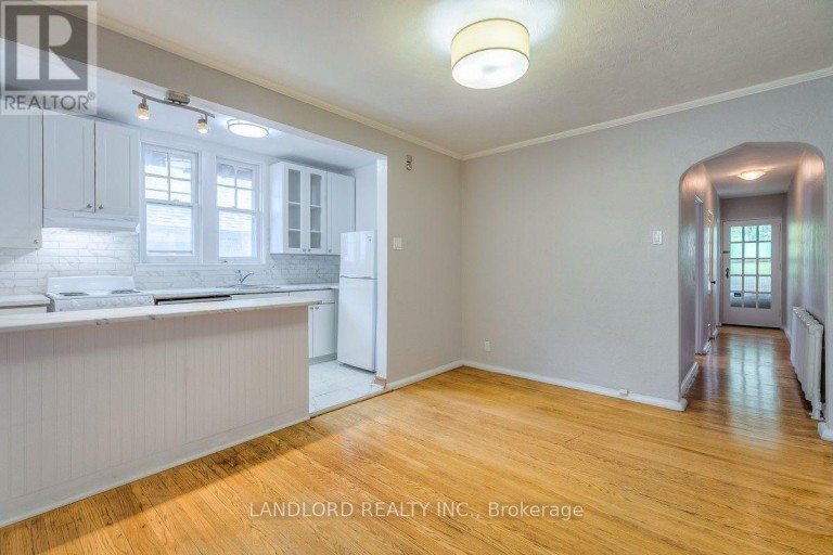 UPPER - 20 ACACIA ROAD, Toronto (Mount Pleasant West), Ontario, M4S2K4