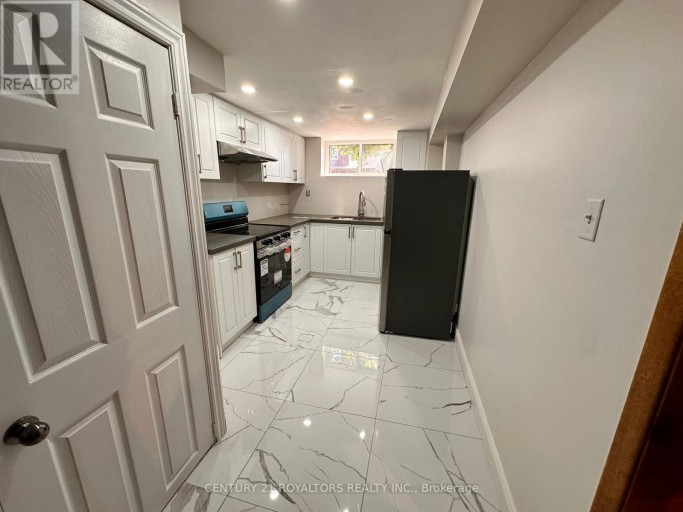 BSMT - 404 TRENT STREET W, Whitby (Downtown Whitby), Ontario, L1N1M5
