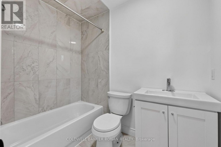 8 MCCULLOUGH AVENUE, New Tecumseth (Beeton), Ontario, L0G1A0