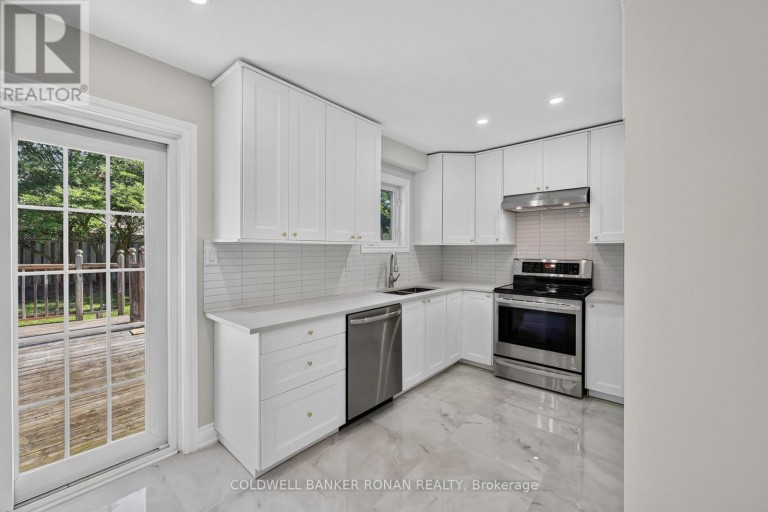 8 MCCULLOUGH AVENUE, New Tecumseth (Beeton), Ontario, L0G1A0