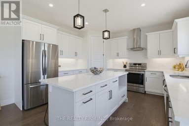 7 ASPEN CIRCLE Thames Centre Ontario photo 15