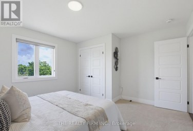 7 ASPEN CIRCLE Thames Centre Ontario photo 29