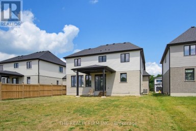 7 ASPEN CIRCLE Thames Centre Ontario photo 41