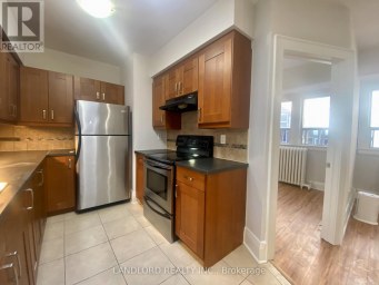 E - 341 ST CLAIR AVENUE W Toronto (Casa Loma) Ontario photo 3