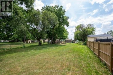 1456 GORE ROAD London East (East O) Ontario photo 10
