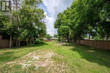 1456 GORE ROAD London East (East O) Ontario photo 11