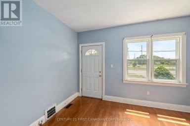 1456 GORE ROAD London East (East O) Ontario photo 12