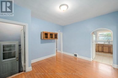 1456 GORE ROAD London East (East O) Ontario photo 25