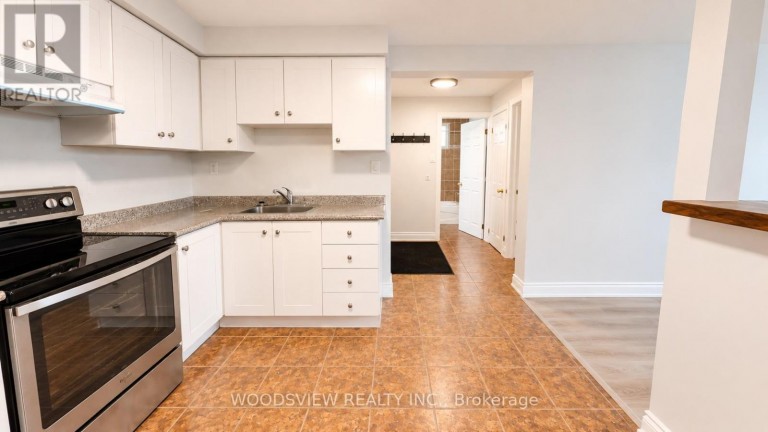 3 - 17 WASHINGTON STREET, Markham (Old Markham Village), Ontario, L3P2R3