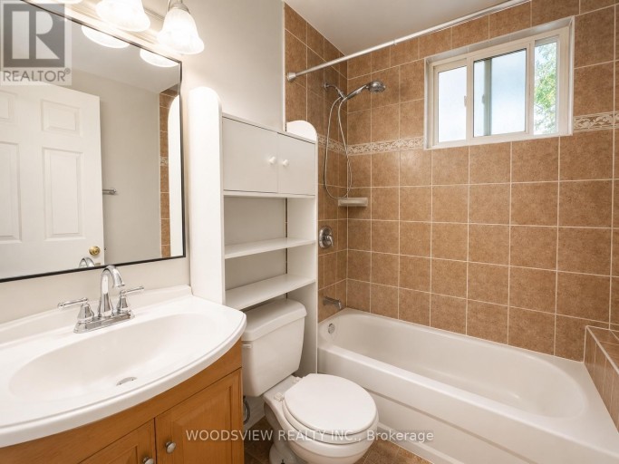 3 - 17 WASHINGTON STREET, Markham (Old Markham Village), Ontario, L3P2R3