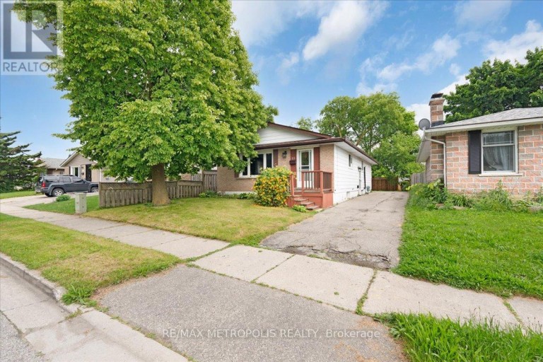 MAIN - 23 SILVER ASPEN CRESCENT, Kitchener, Ontario, N2N1H5