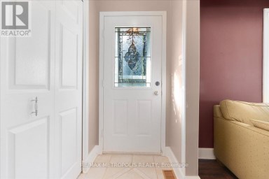 MAIN - 23 SILVER ASPEN CRESCENT Kitchener Ontario photo 5