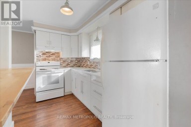 MAIN - 23 SILVER ASPEN CRESCENT Kitchener Ontario photo 6
