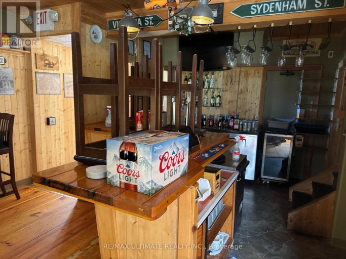 4 CENTRAL WELLINGTON STREET, Ashfield-Colborne-Wawanosh (Ashfield), Ontario, N7A3X9