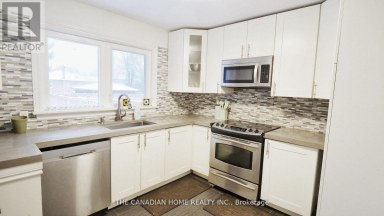 174 PATRICIA AVENUE Toronto (Newtonbrook West) Ontario photo 3