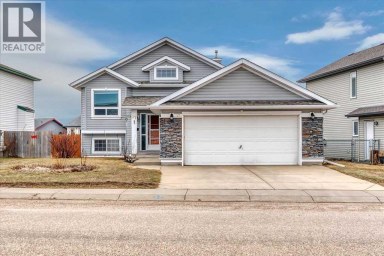27 Aspen Creek Way Strathmore Alberta photo 1
