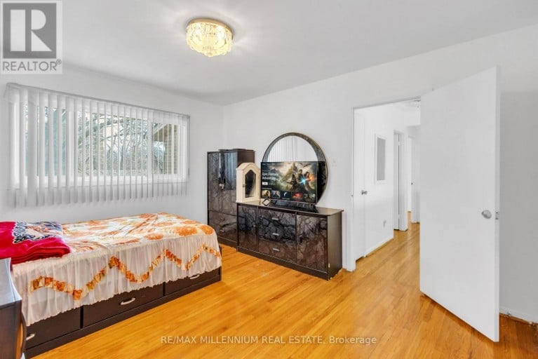 62 - 79 DRIFTWOOD AVENUE, Toronto (Glenfield-Jane Heights), Ontario, M3N2M7
