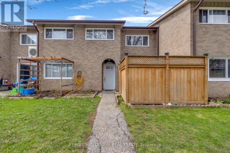 62 - 79 DRIFTWOOD AVENUE, Toronto (Glenfield-Jane Heights), Ontario, M3N2M7