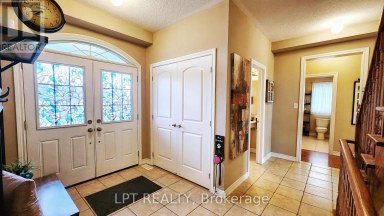 LEASE - 12 PLOWRIGHT ROAD Springwater (Minesing) Ontario photo 4