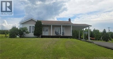 12 Bélanger Street Saint-Arthur New Brunswick photo 1