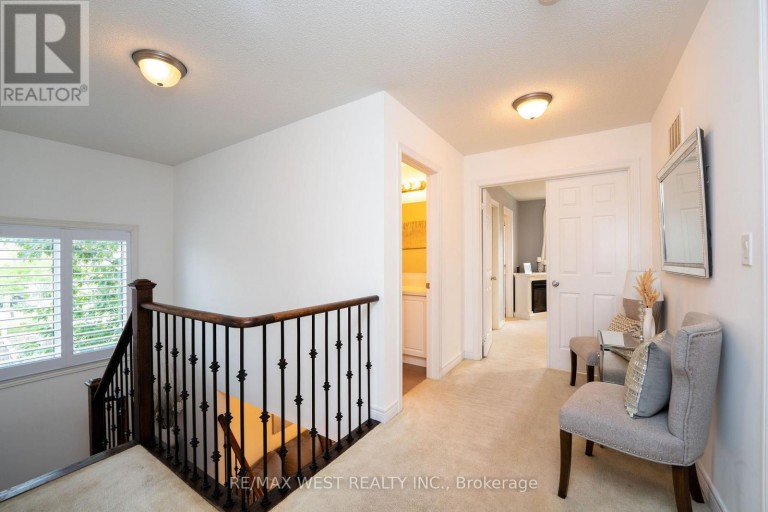 62 BROOKVIEW DRIVE, Bradford West Gwillimbury (Bradford), Ontario, L3Z0S5