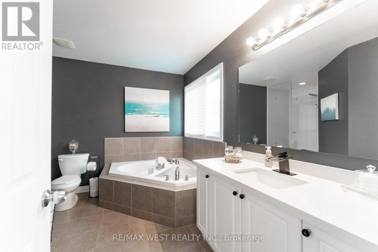 62 BROOKVIEW DRIVE, Bradford West Gwillimbury (Bradford), Ontario, L3Z0S5
