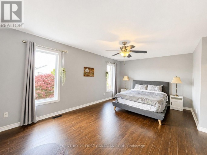 2722 BATEMAN TRAIL, London South (South W), Ontario, N6L0A8