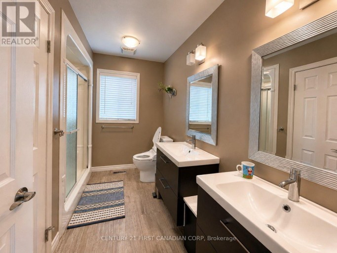 2722 BATEMAN TRAIL, London South (South W), Ontario, N6L0A8
