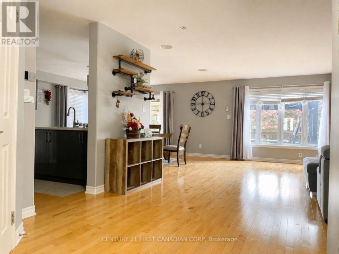 2722 BATEMAN TRAIL, London South (South W), Ontario, N6L0A8