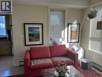 201, 707 4 Street NE Calgary Alberta photo 4