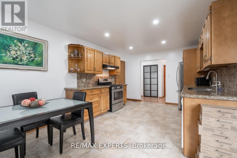 140 SAND ROAD, East Gwillimbury (Holland Landing), Ontario, L9N1H9