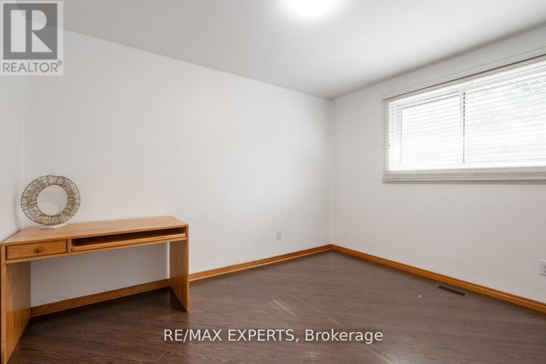140 SAND ROAD, East Gwillimbury (Holland Landing), Ontario, L9N1H9