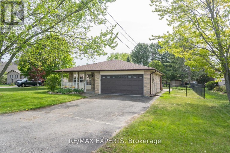 140 SAND ROAD, East Gwillimbury (Holland Landing), Ontario, L9N1H9