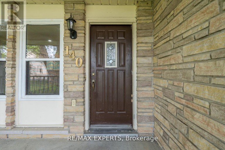 140 SAND ROAD, East Gwillimbury (Holland Landing), Ontario, L9N1H9