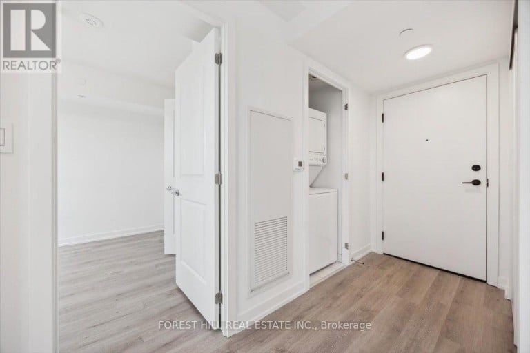 911 - 556 MARLEE AVENUE, Toronto (Yorkdale-Glen Park), Ontario, M6B3J4