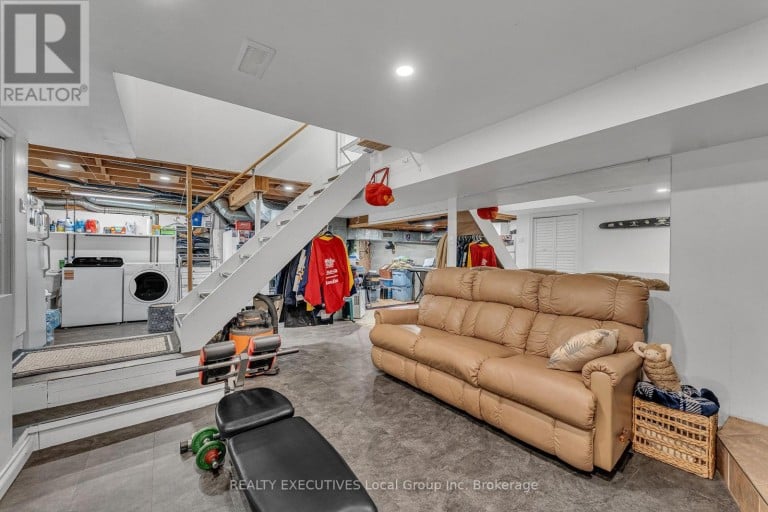 138 WASI FALLS ROAD, Callander, Ontario, P0H1H0