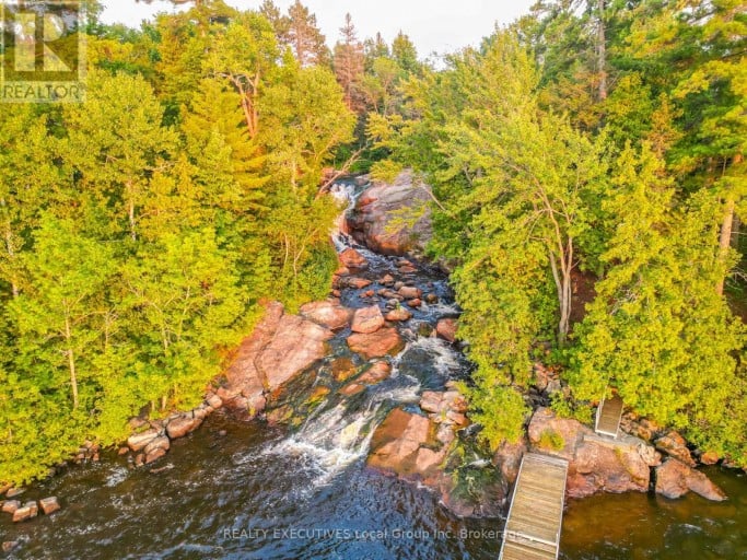138 WASI FALLS ROAD, Callander, Ontario, P0H1H0