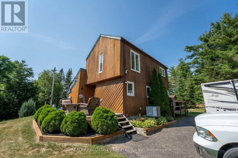 138 WASI FALLS ROAD, Callander, Ontario, P0H1H0