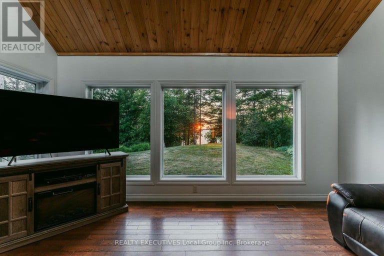 138 WASI FALLS ROAD, Callander, Ontario, P0H1H0