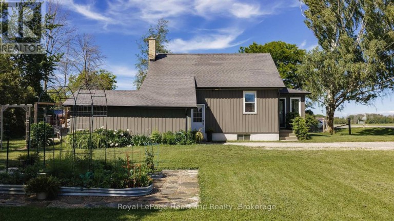 827 HIGHWAY 21, Huron-Kinloss, Ontario, N2Z2X3